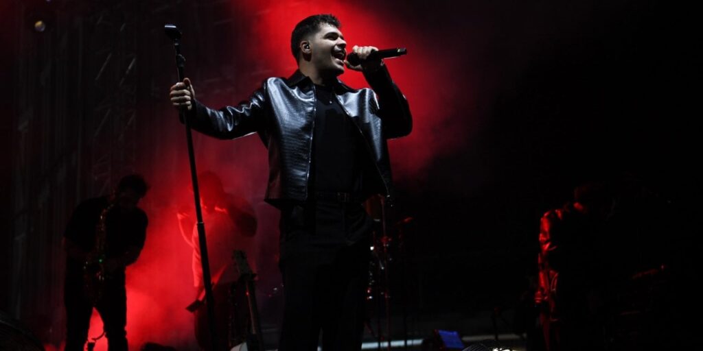 Bursalılar Cumhuriyet Bayramı’nı Emir Can İğrek konseriyle kutladı