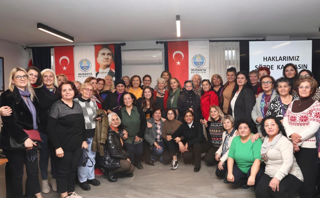 Mudanyalı kadınlar eşitlik çağrısı yaptı