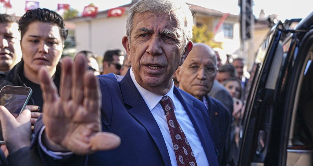 ABB Başkanı Mansur Yavaş’tan AKP’li Osman Gökçek’e ‘villa’ göndermesi