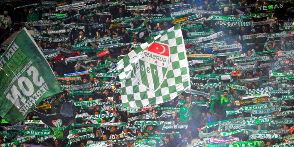 Bursaspor şampiyon hocayı getiriyor