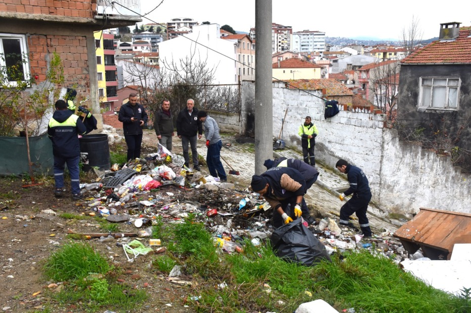 Gemlik Yenimahalle’de Kapsamlı Temizlik
