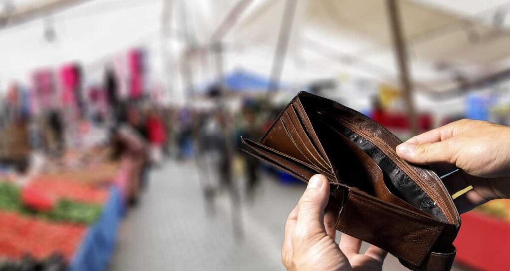 Açlık sınırı asgari ücreti geçti