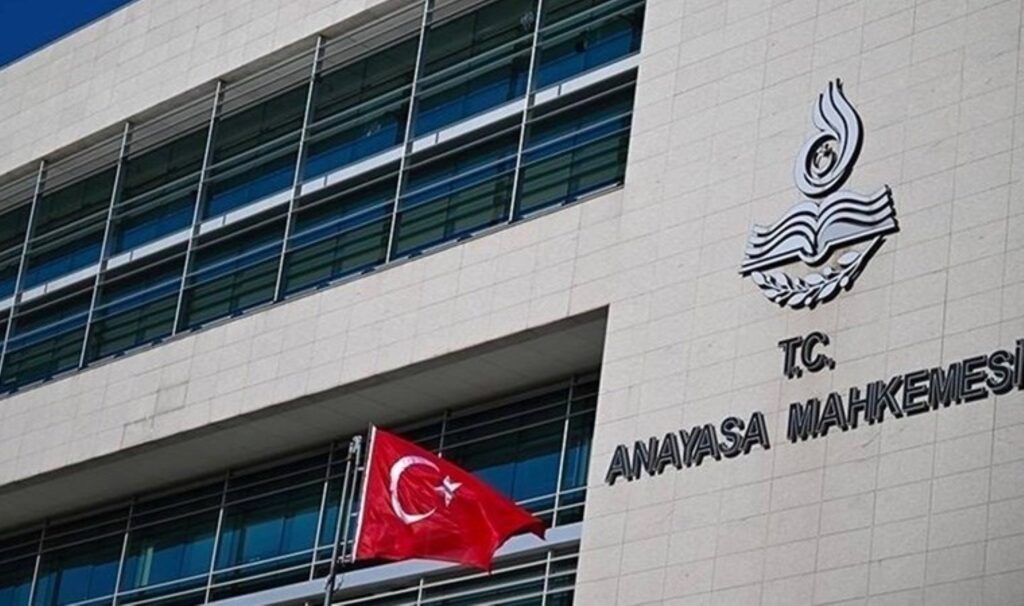 AYM’den dikkat çeken ‘FETÖ’ kararı