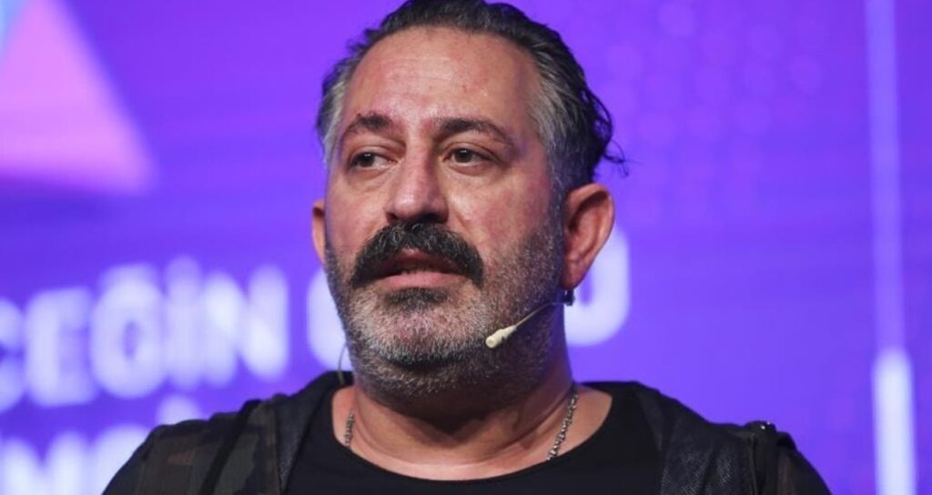 Cem Yılmaz’dan ‘Kartalkaya’ sitemi: Her şeye alıştık