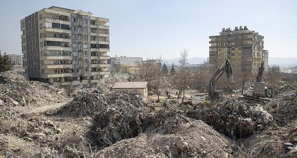 Ebrar Sitesi davasında ara karar