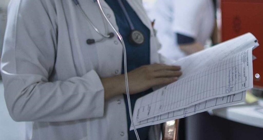 Hekim ve diş hekimi muayene katkı ücretleri değişti