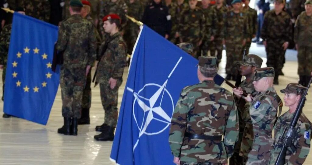 AB, Ukrayna kalkanını örüyor: Rusya sınırına ordular yığılacak