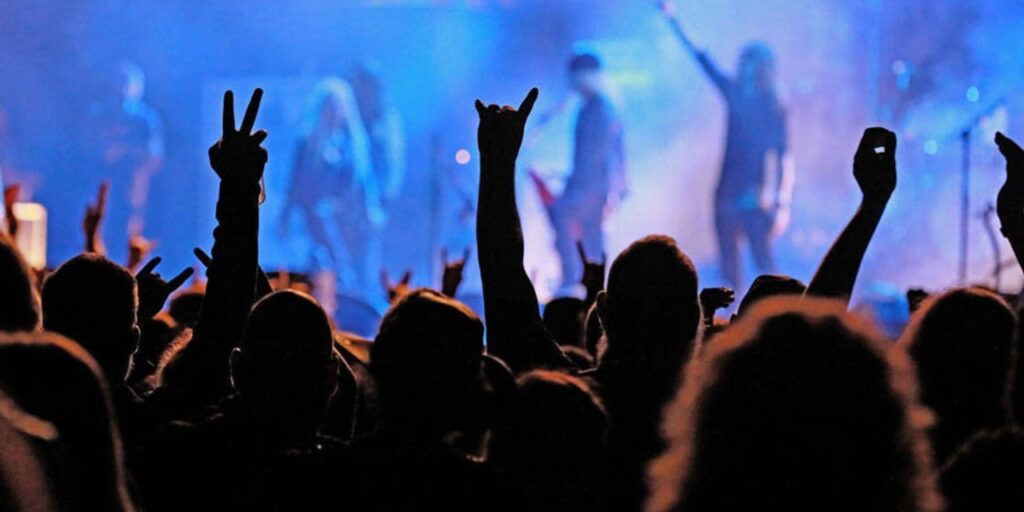 AKP’nin müzik yasağı iptal edildi!