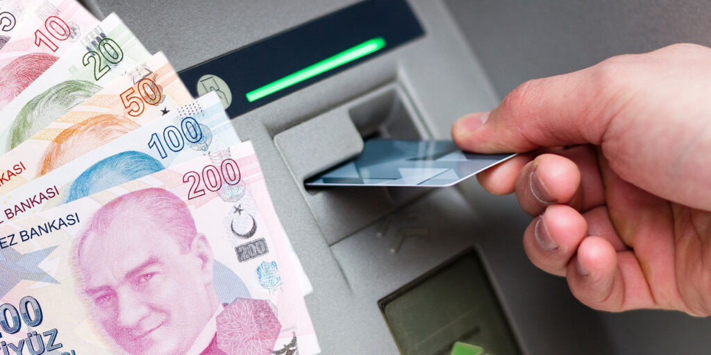 Bankalar ücretlere zam yaptı