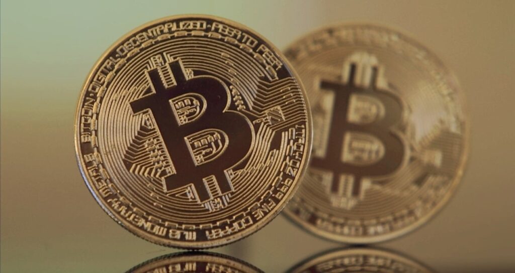 Bitcoin’in kaderi Trump’ın iki dudağının arasında