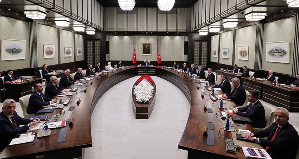 Erdoğan hangi bakanları arayarak veda etti?