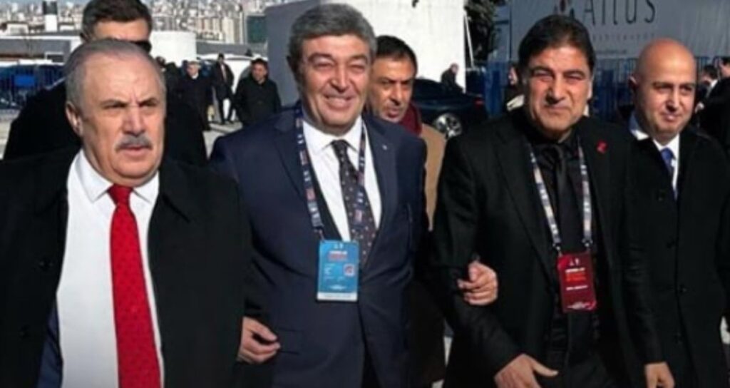 İYİ Partilileri kızdıran fotoğraf