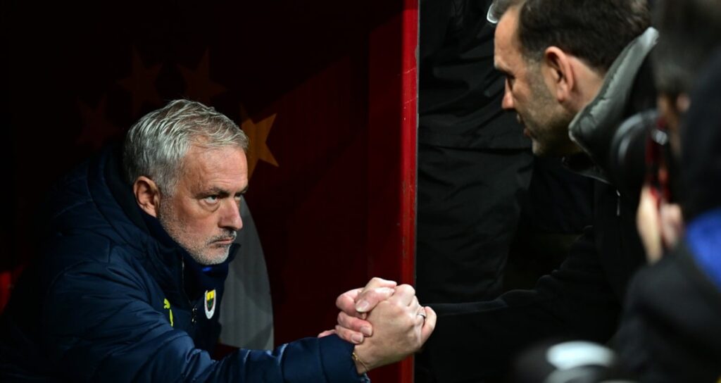 Mourinho’dan G.Saray’a karşı hamle!