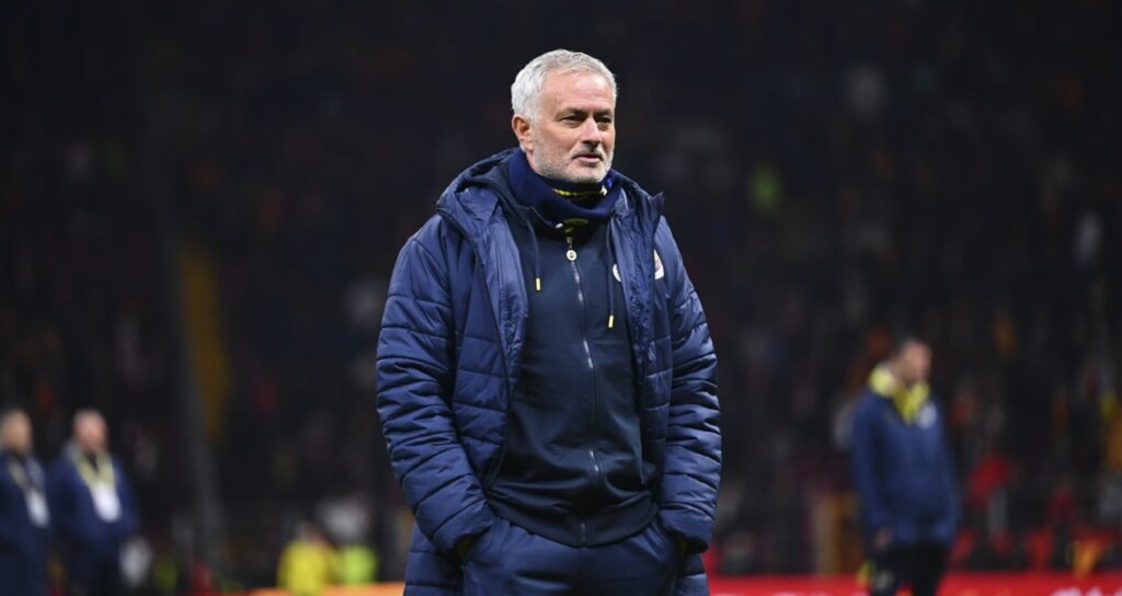 Mourinho’ya TDK’lı savunma