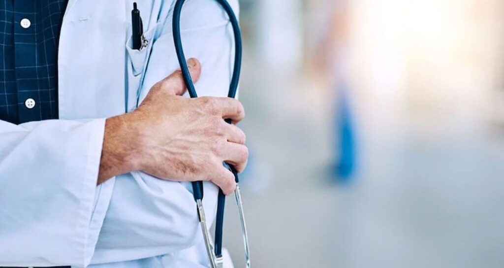 Özel hastanelerde yeni dönem başlıyor