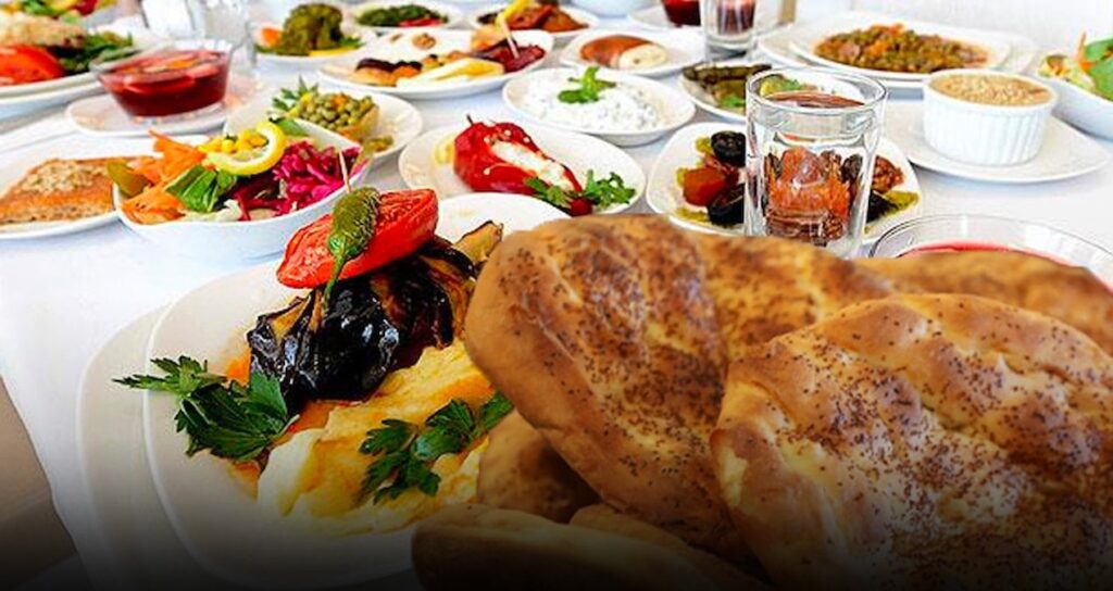 Ramazan sofralarına zam darbesi: En ucuz hurma 450 TL!