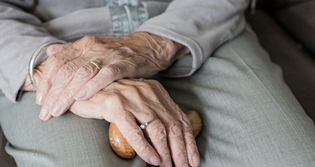 4 yaşlıdan biri yoksullukla burun buruna