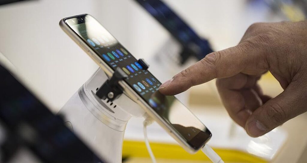 Cep telefonlarına yeni düzenleme: Artık zorunlu olacak