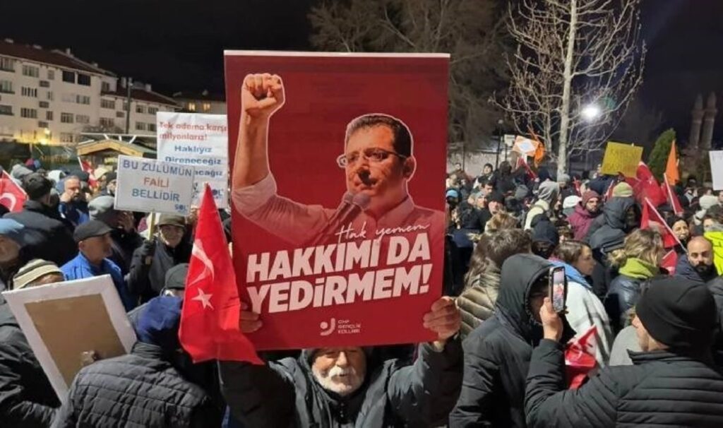 Devrimci Sendikal Dayanışma Türkiye Yürütmesi ‘genel grev’ çağrısı yaptı!