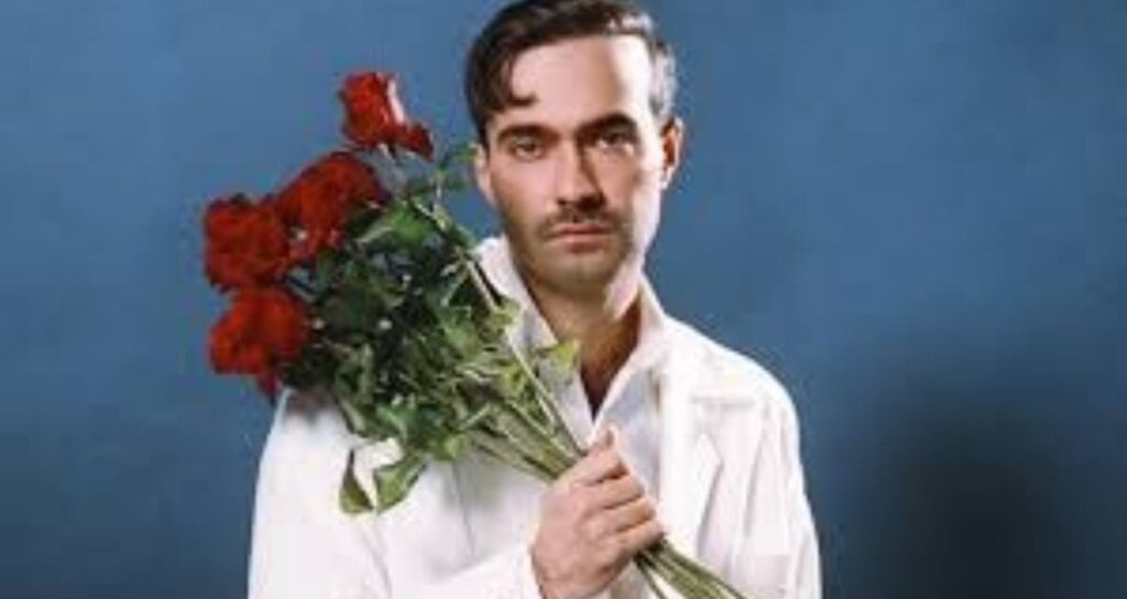 Mert Demir’in müzik listelerini sallayan şarkısı çalıntı mı?