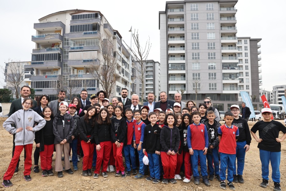 Nilüfer’de fidanlar toprakla buluştu