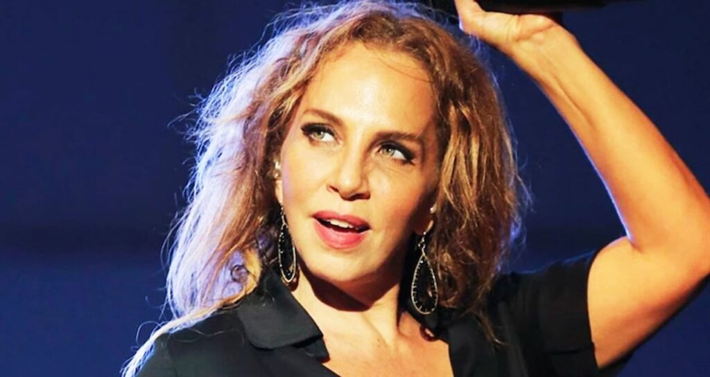 Sertab Erener herkesi 23 Mart’ta sandığa çağırdı: Destan yazalım