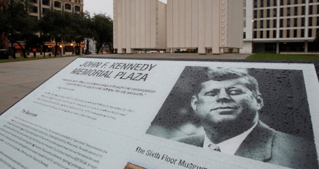 Trump, 80 bin sayfalık gizli belgeleri kamuoyuna açıklıyor