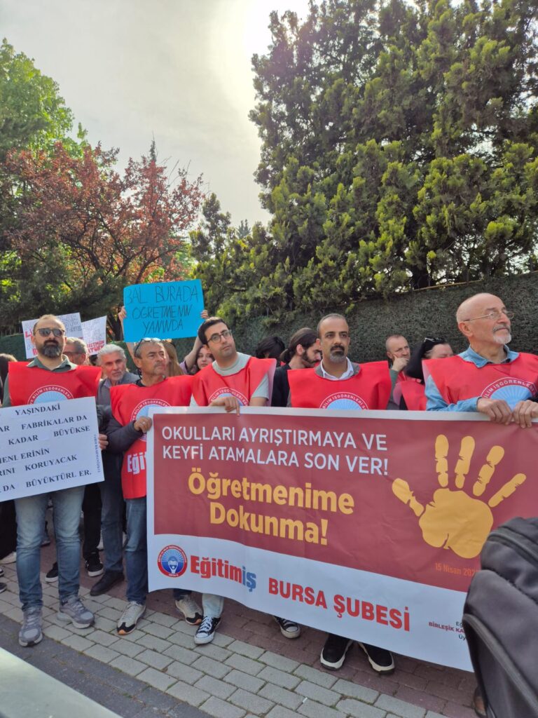 Milli Eğitim Bakanlığı’nın belirlediği özel bir müfredat ve öğretmen atama sistemiyle Anadolu Lisesini çökertmesinler!