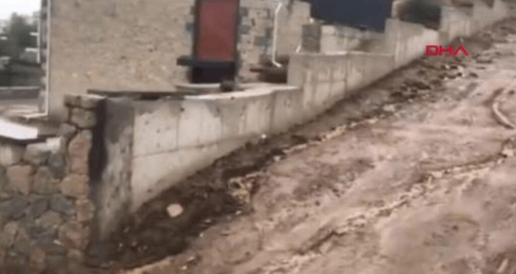 Jandarma, İmamoğlu’nun babasının evinde arama yaptı