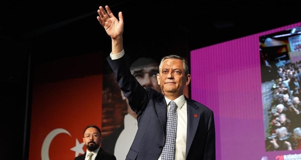 Özgür Özel, Devlet Bahçeli’yi kendi sözleri ile vurdu