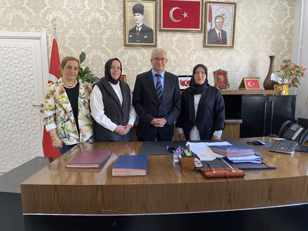 Hatunişi Tarımsal Kalkınma Kooperatifi’nden Kaymakam Doğan’a Ziyaret: Yenişehirli Kadınlar Üretimle Güçleniyor