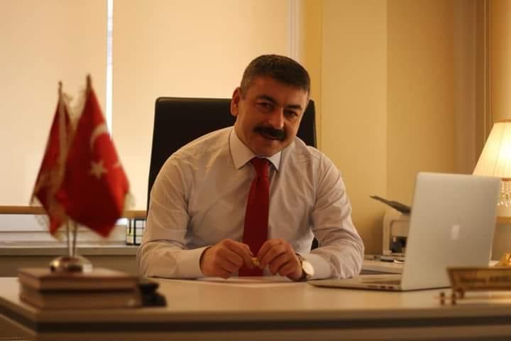 Savaş Arslan’dan Mecnun Otyakmaz’a Destek Mesajı: “Göstermelik Kahramanlara Kanmayalım”