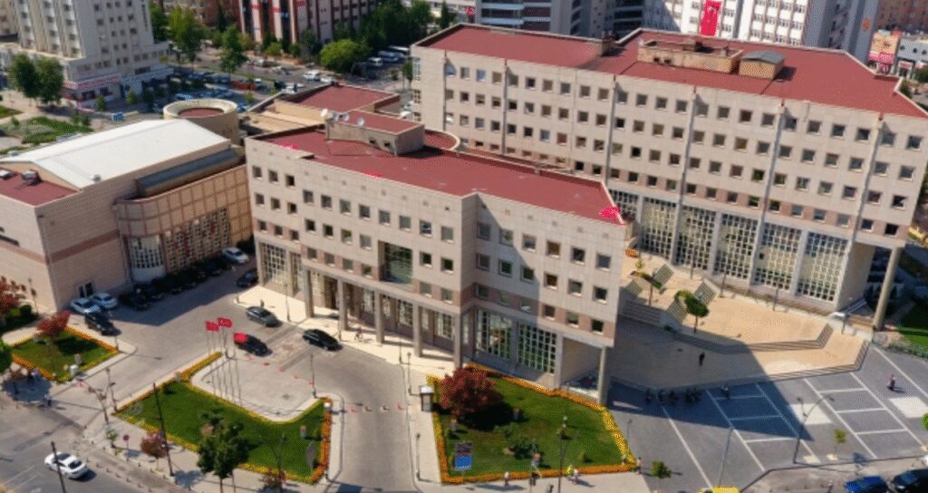 AK Parti’li belediyenin milyonluk ihalesi hukuksuz çıktı