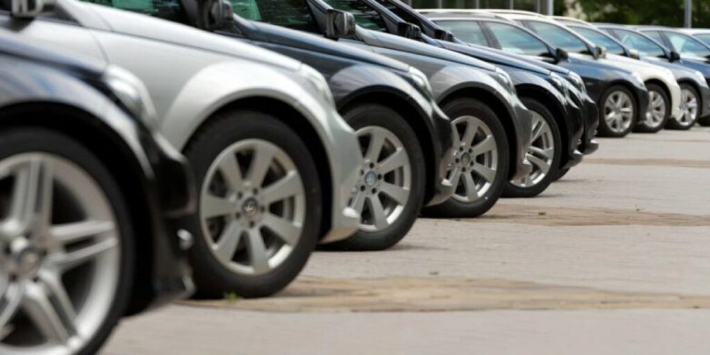 Araştırmalara göre en hızlı değer kaybeden arabalar