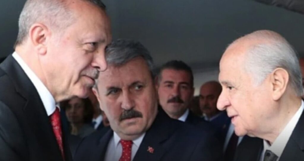 Bahçeli’nin teklifi Cumhur İttifakı’nı karıştırdı