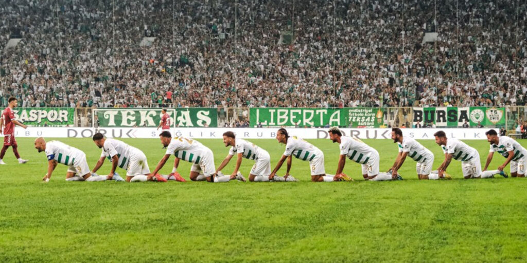 Bursaspor’da imzalar arka arkaya atılıyor