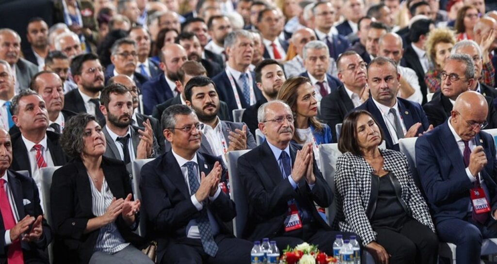 CHP Kurultayı davasına hukukçular ne diyor?