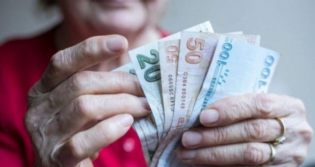 Ev hanımları için emeklilik hakkı