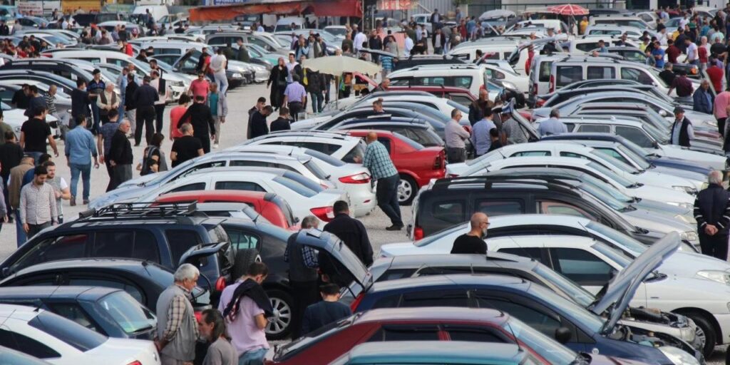 İkinci el otomobil piyasasında fiyatlar gerilerken talep tavan yaptı!