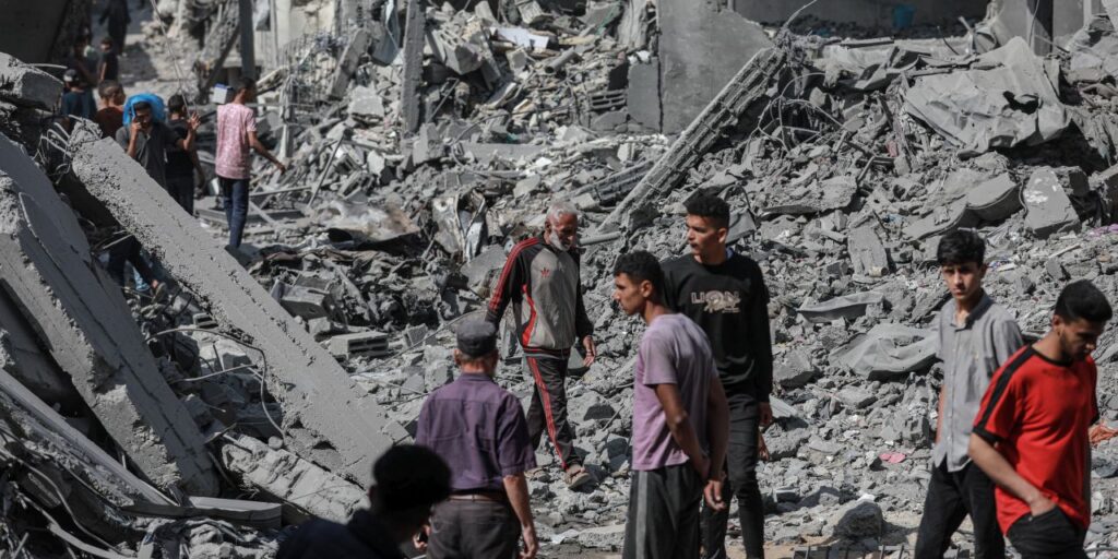 İsrail bir gecede 40 Filistinliyi katletti