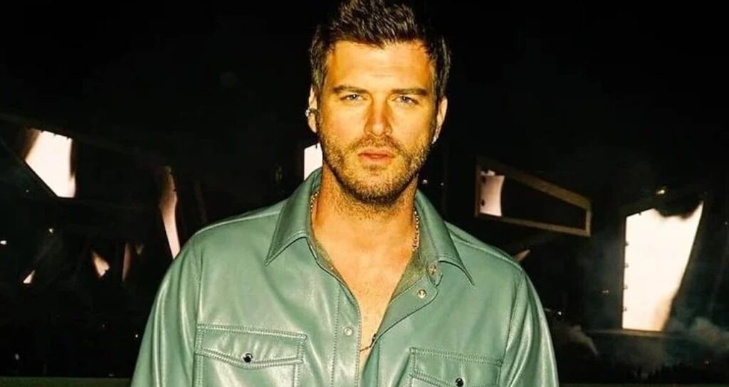 Kıvanç Tatlıtuğ sağlık durumuyla ilgili konuştu