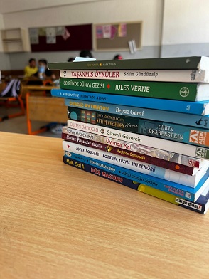 Kitapla Gelen Işık: Emekliler Meclisi Kitap Atölyesi’nden Türkiye’ye Umut Yolculuğu