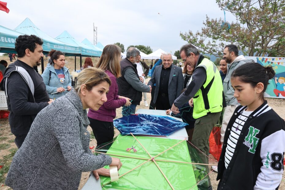 Nilüfer’de gökyüzü uçurtmalarla renklendi