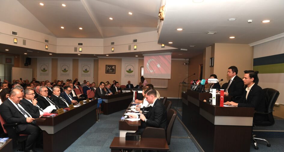 Osmangazi Belediye Meclisi Özgür Özel’e yönelik saldırıyı kınadı