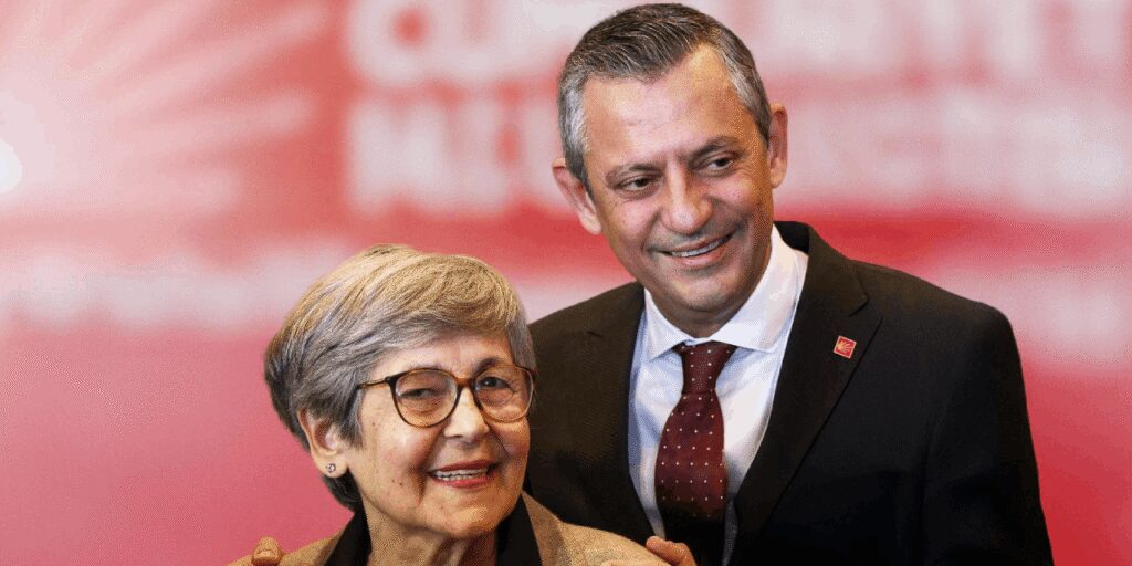 Özgür Özel’den Anneler Günü mesajı