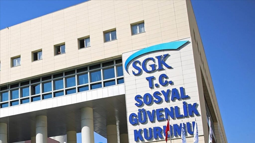 SGK’da neler oluyor? Siteye girenler şok oldu!