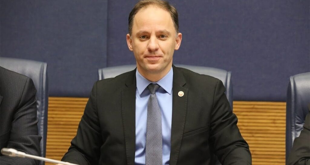 59 aracın bilgilerini paylaştı, Yerlikaya’ya seslendi