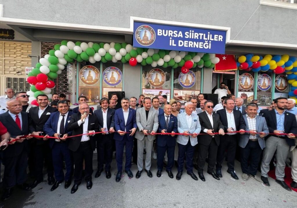 BURSA SİİRTLİLER İL DERNEĞİ YENİ HİZMET BİNASINI GÖRKEMLİ BİR TÖRENLE AÇTI