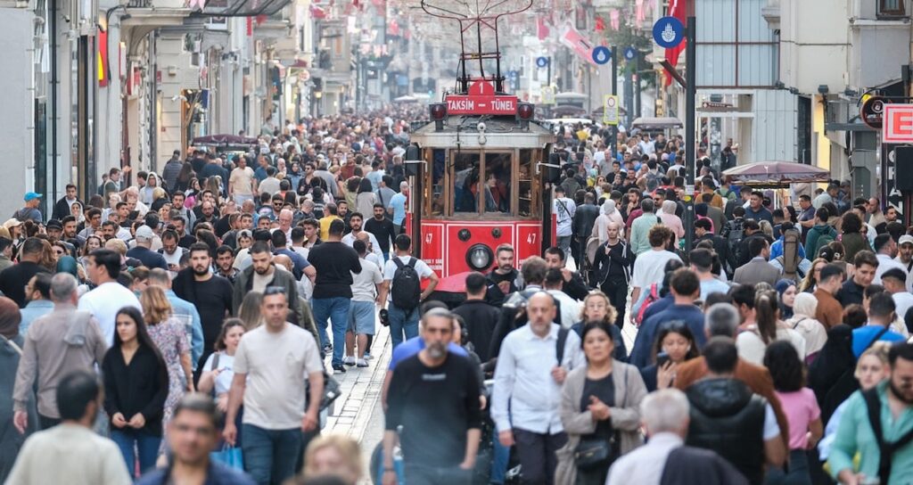 Aylık yaşam maliyeti 92 bin liraya çıktı!