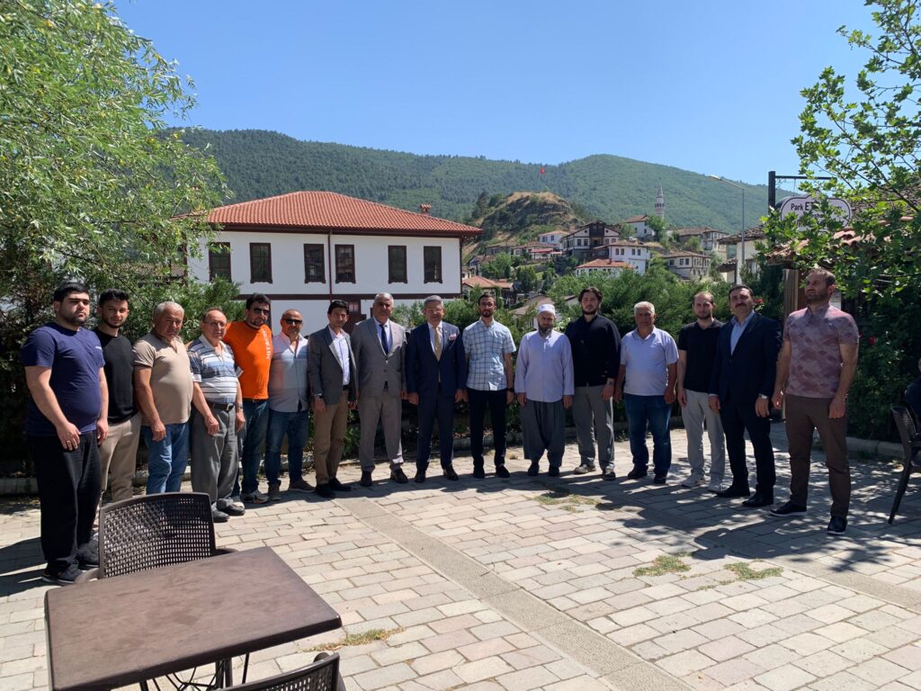 “Din Görevlilerinin Sessiz Feryadı Sakarya’da Dile Geldi”